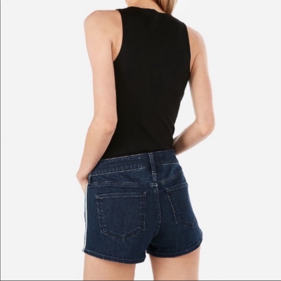 🌈🥰Express Shortie Relaxed Low Rise Rainbow Shorts 🥰🌈 - Picture 2 of 14